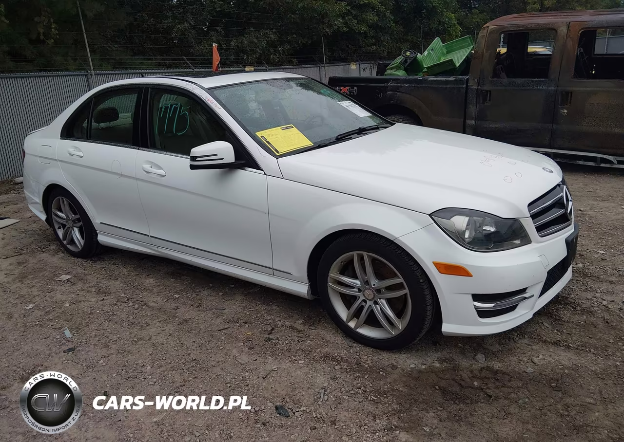 2014 Mercedes-Benz C 300 Sport 4Matic – zdjęcie 1 z 16