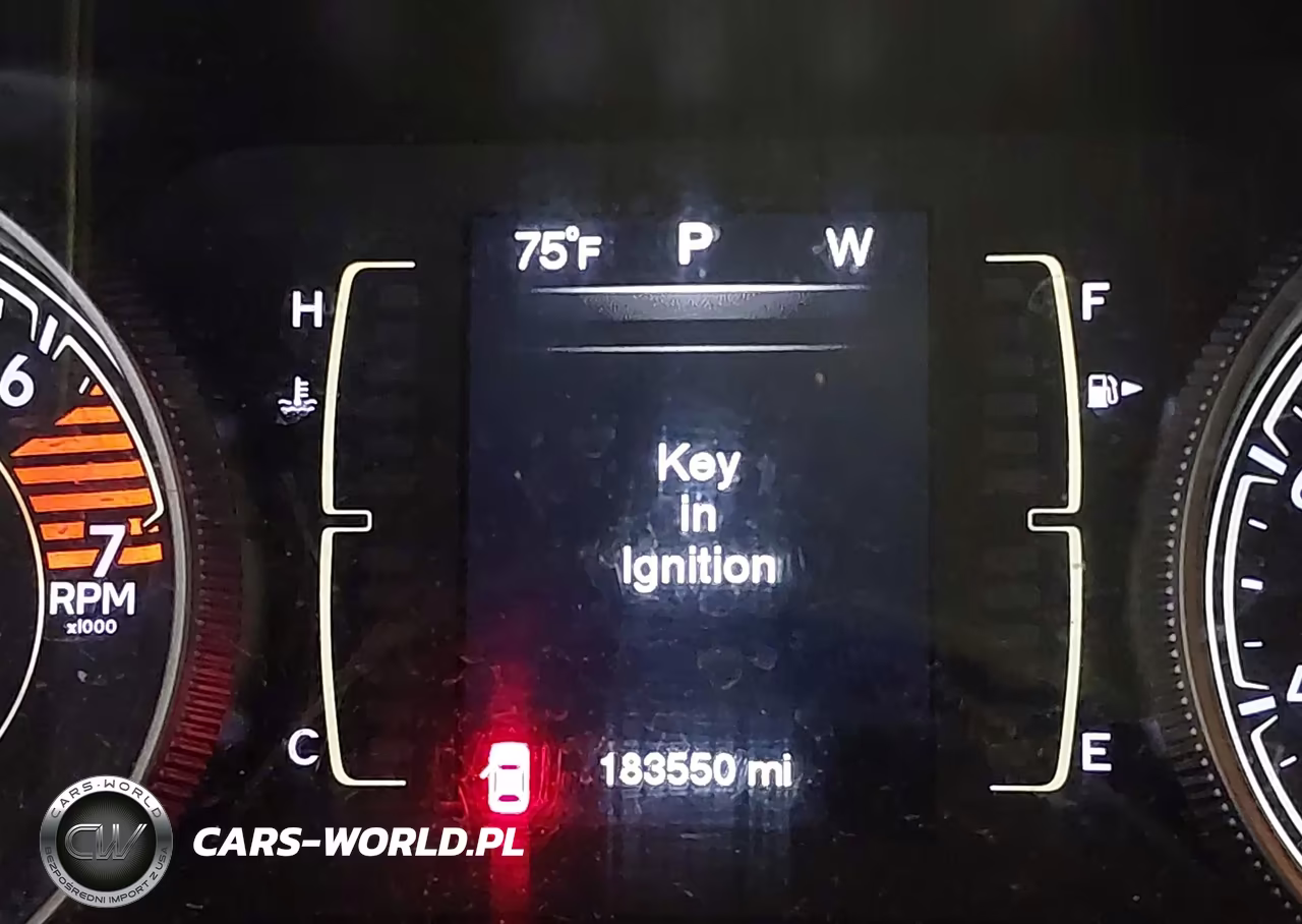2016 Jeep Cherokee Sport VIN:1C4PJMAB3GW112141 - 15