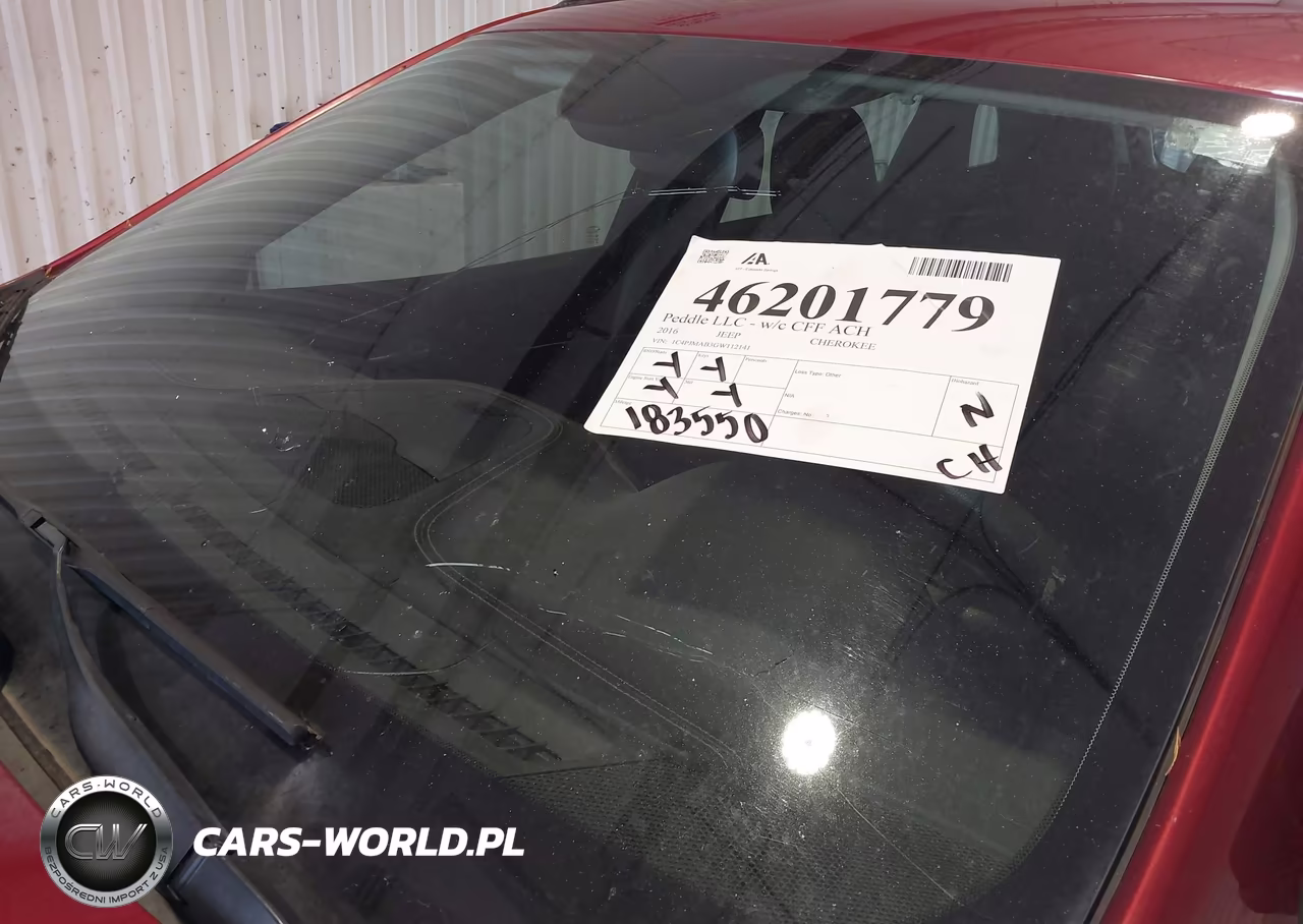2016 Jeep Cherokee Sport VIN:1C4PJMAB3GW112141 - 18