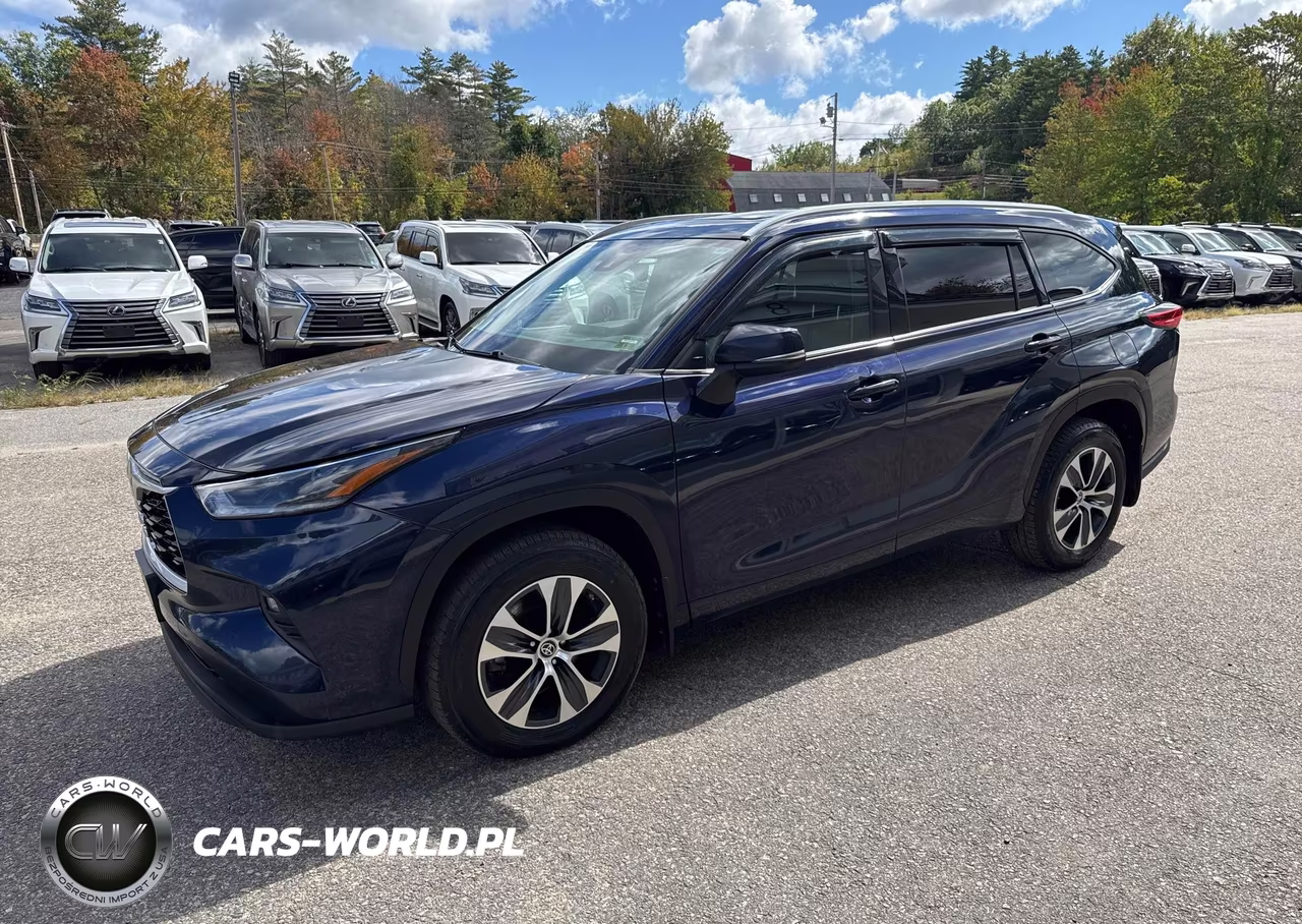 2021 Toyota Highlander Xle VIN:5TDGZRBH6MS553797 - 2