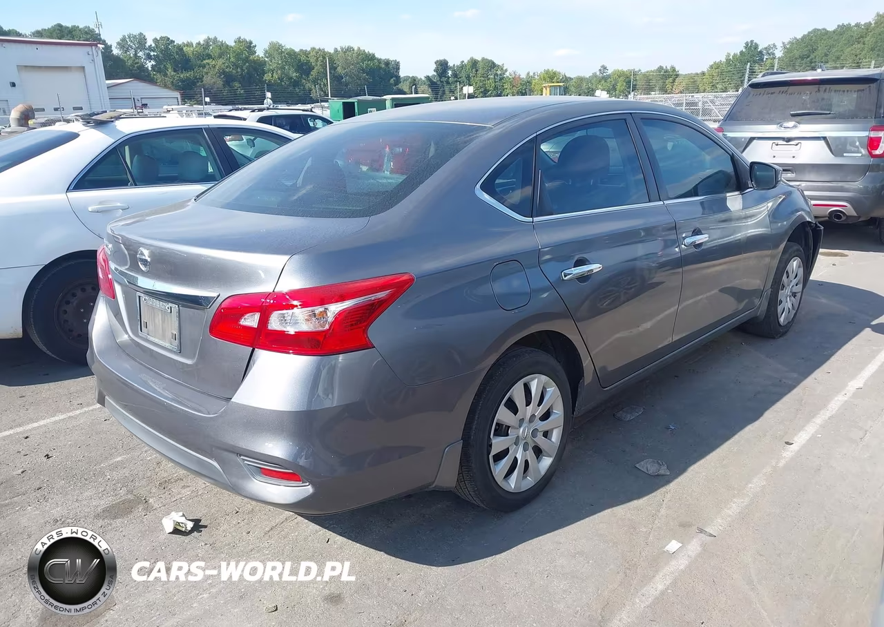 2017 Nissan Sentra S VIN:3N1AB7AP7HY383992 - 4