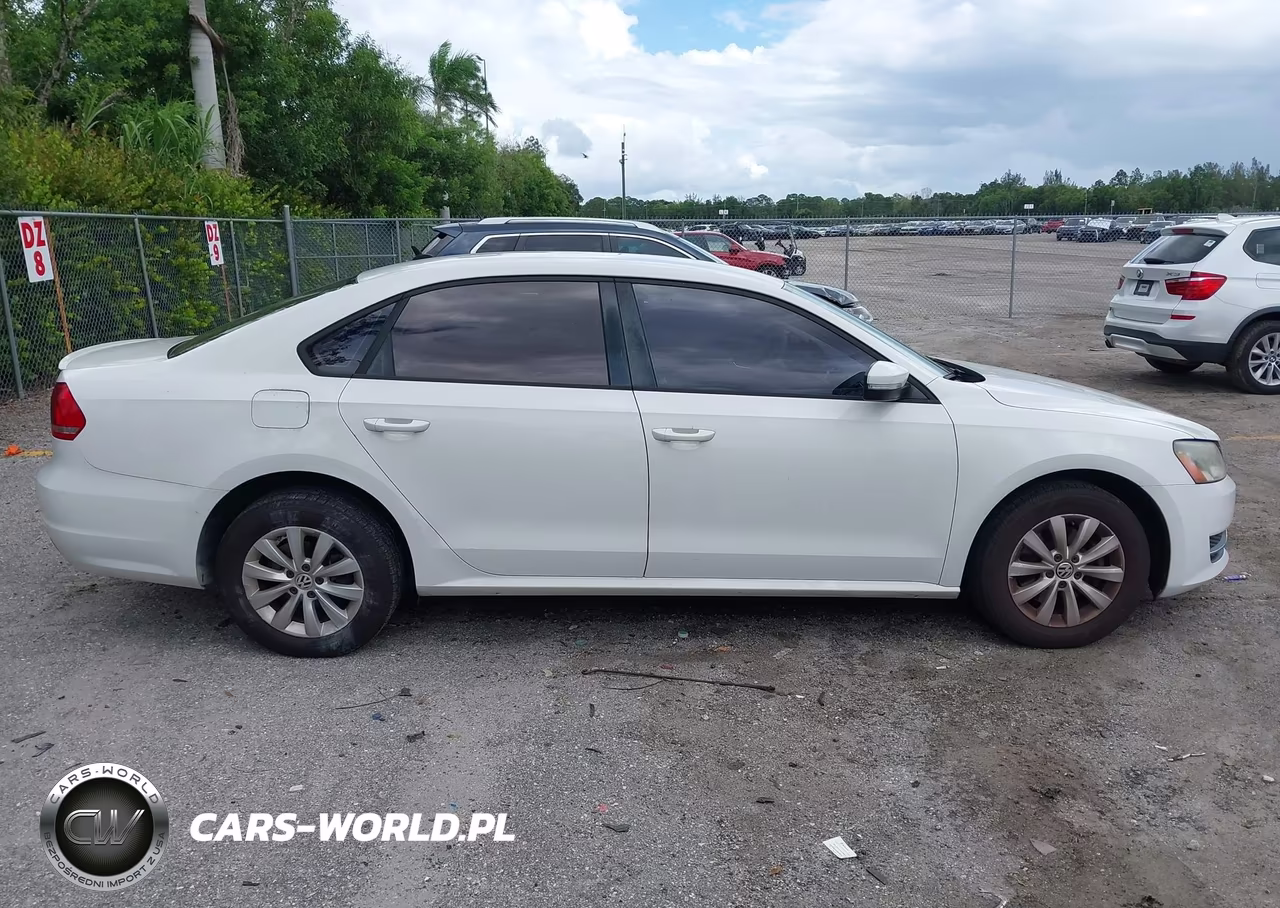 2013 Volkswagen Passat 2.5L S VIN:1VWAH7A32DC116235 - 13