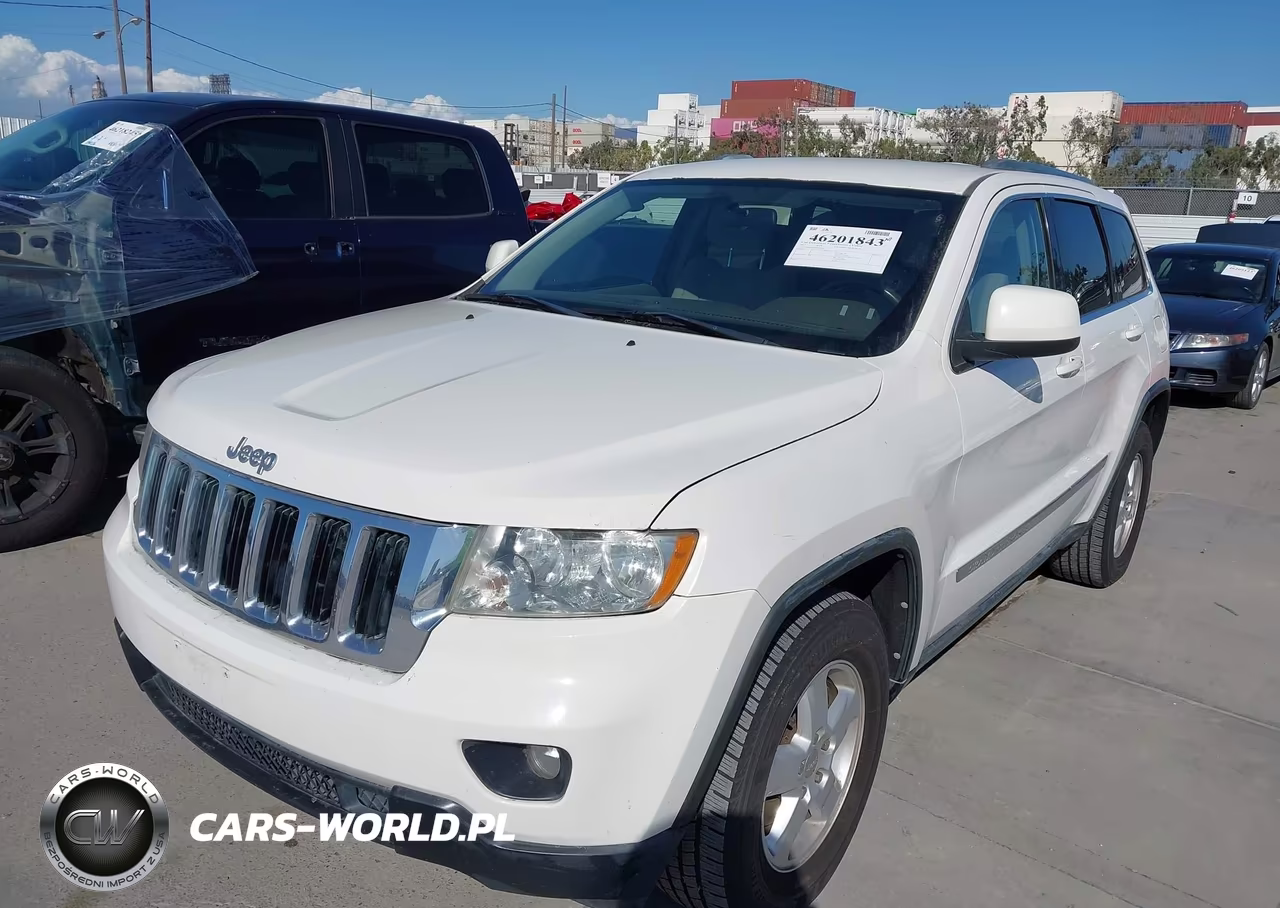 2011 Jeep Grand Cherokee Laredo VIN:1J4RS4GG8BC569024 - 6