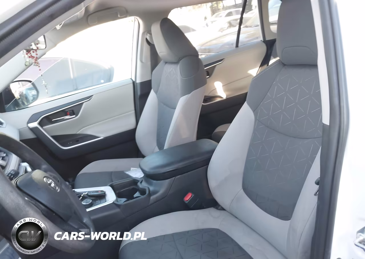 2020 Toyota Rav4 Hybrid Xle VIN:4T3R6RFV2LU003897 - 19