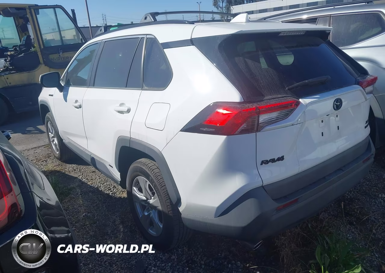 2020 Toyota Rav4 Hybrid Xle VIN:4T3R6RFV2LU003897 - 3