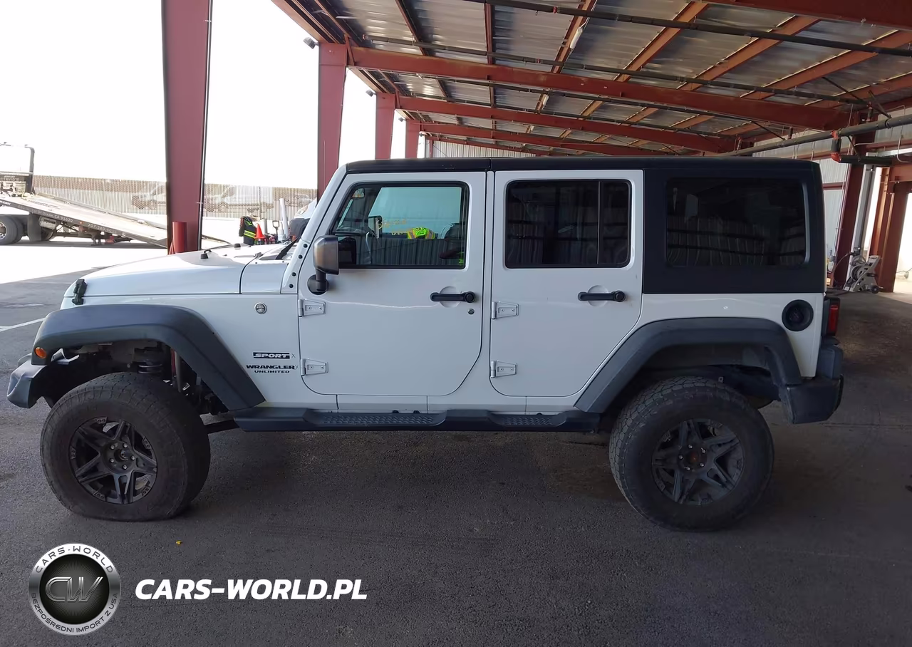 2017 Jeep Wrangler Unlimited Sport 4X4 VIN:1C4BJWDG9HL678093 - 14