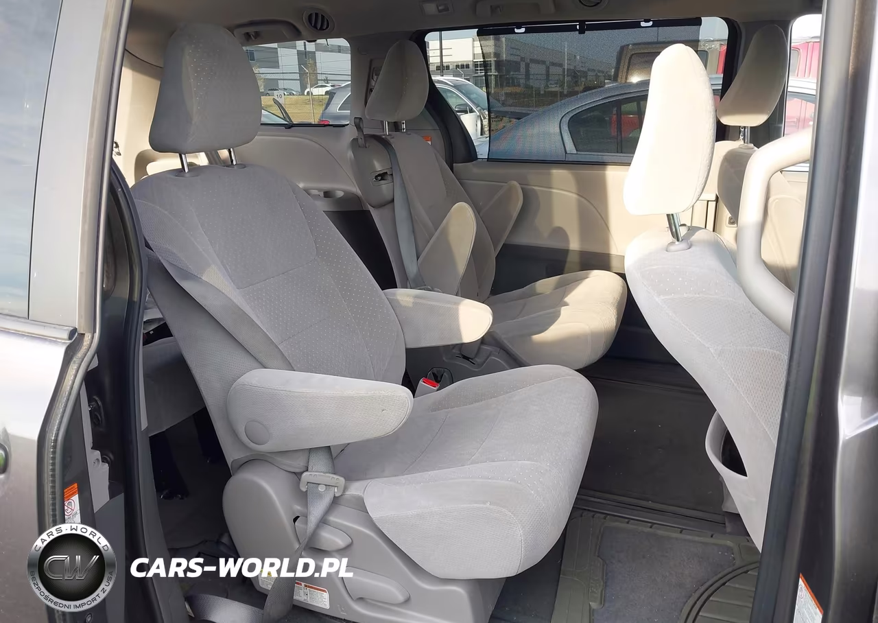 2015 Toyota Sienna Le 8 Passenger VIN:5TDKK3DC1FS593351 - 8