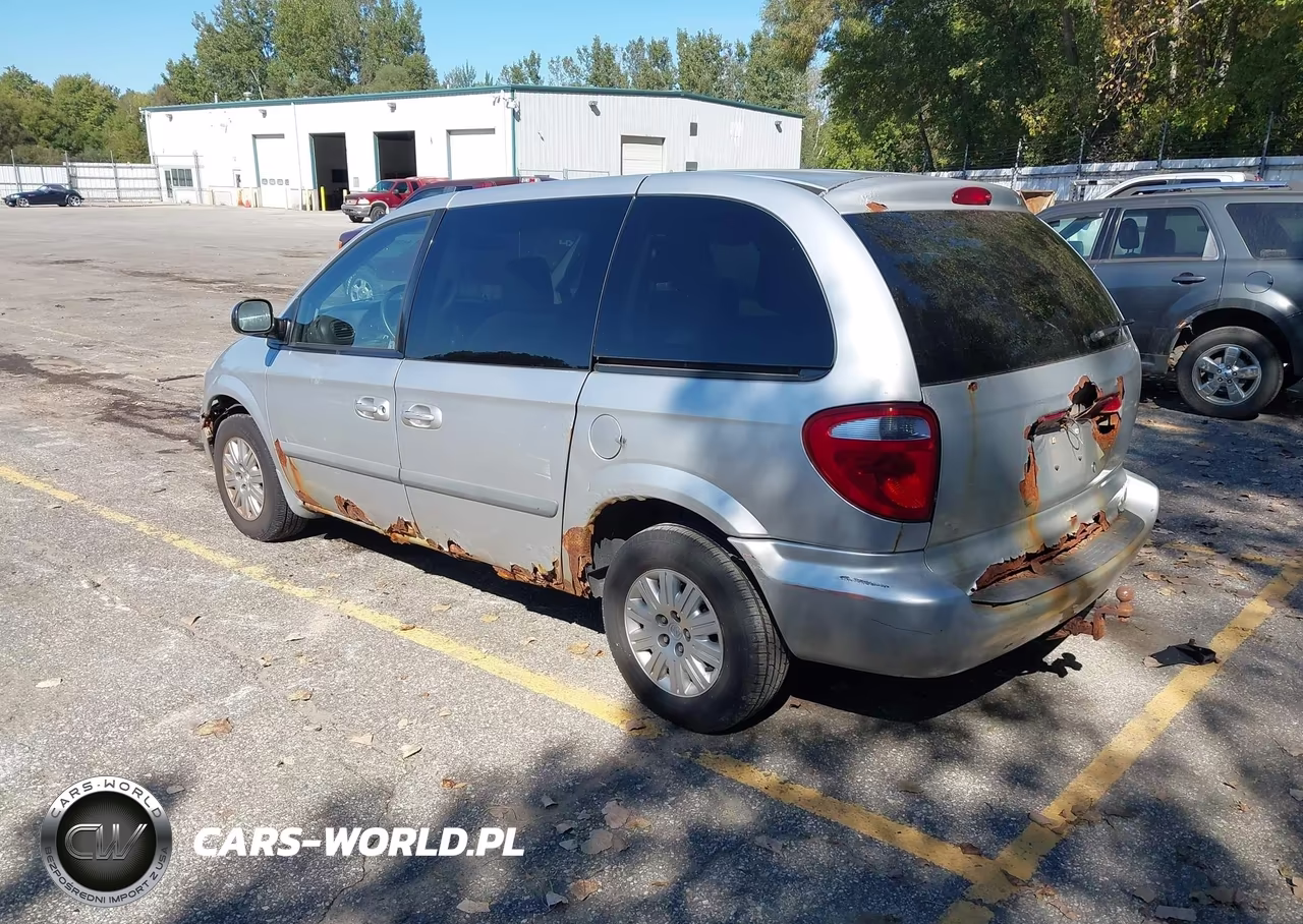 2007 Chrysler Town & Country VIN:1A4GJ45R87B148982 - 3