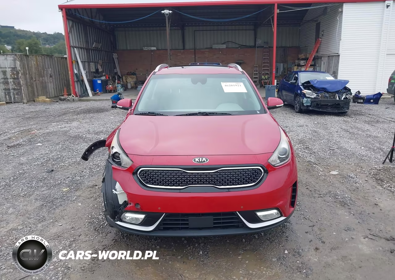 2018 Kia Niro Touring VIN:KNDCE3LC9J5120535 - 12