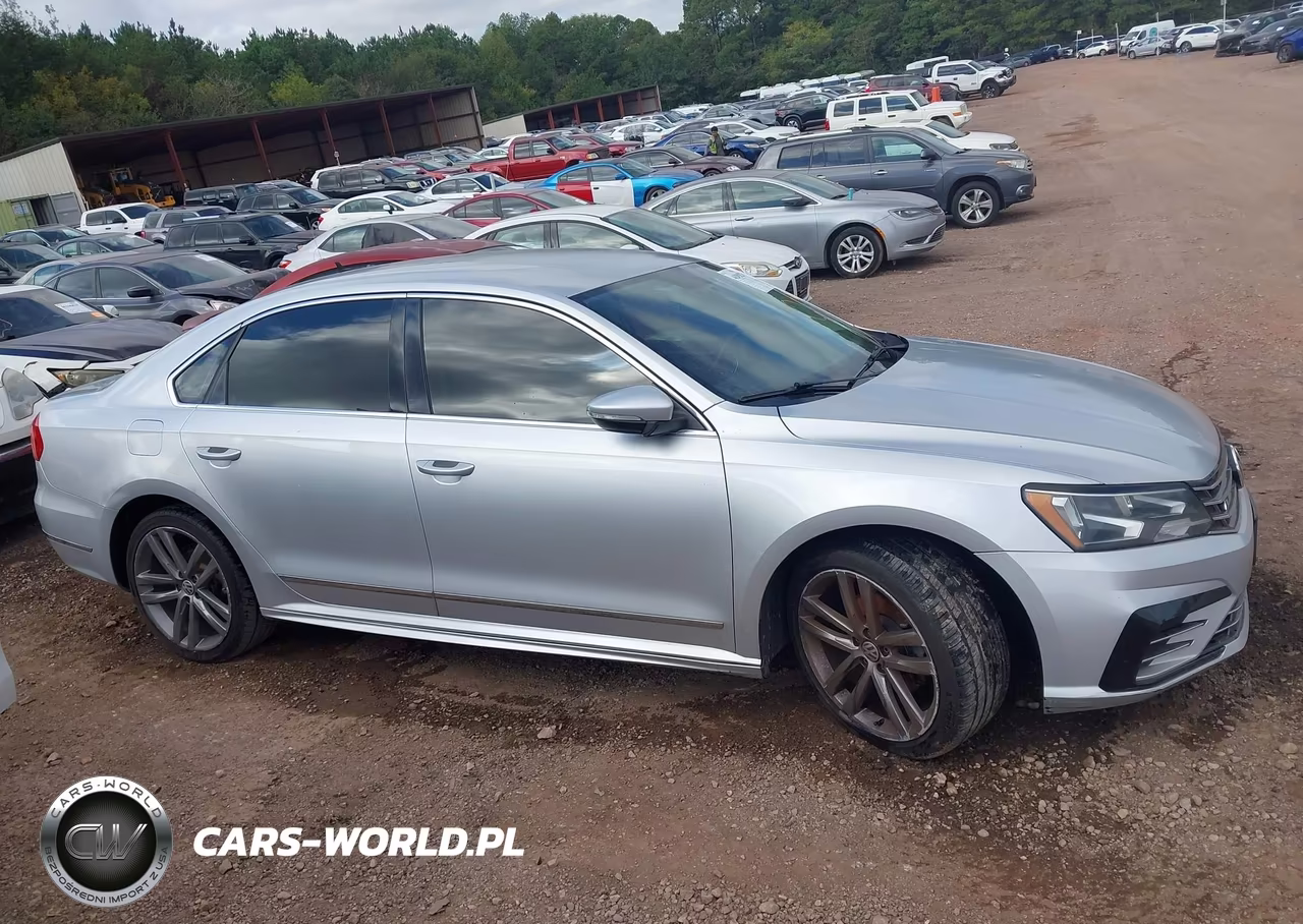 2016 Volkswagen Passat 1.8T R-Line VIN:1VWAT7A32GC049140 - 13