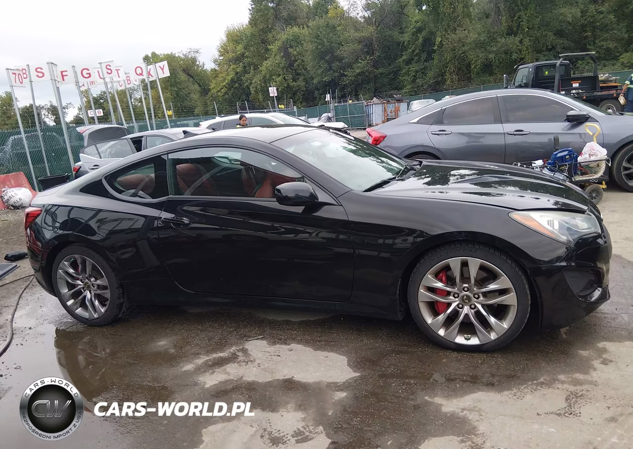 2013 Hyundai Genesis 2.0T R-Spec VIN:KMHHT6KD6DU111482 - 14