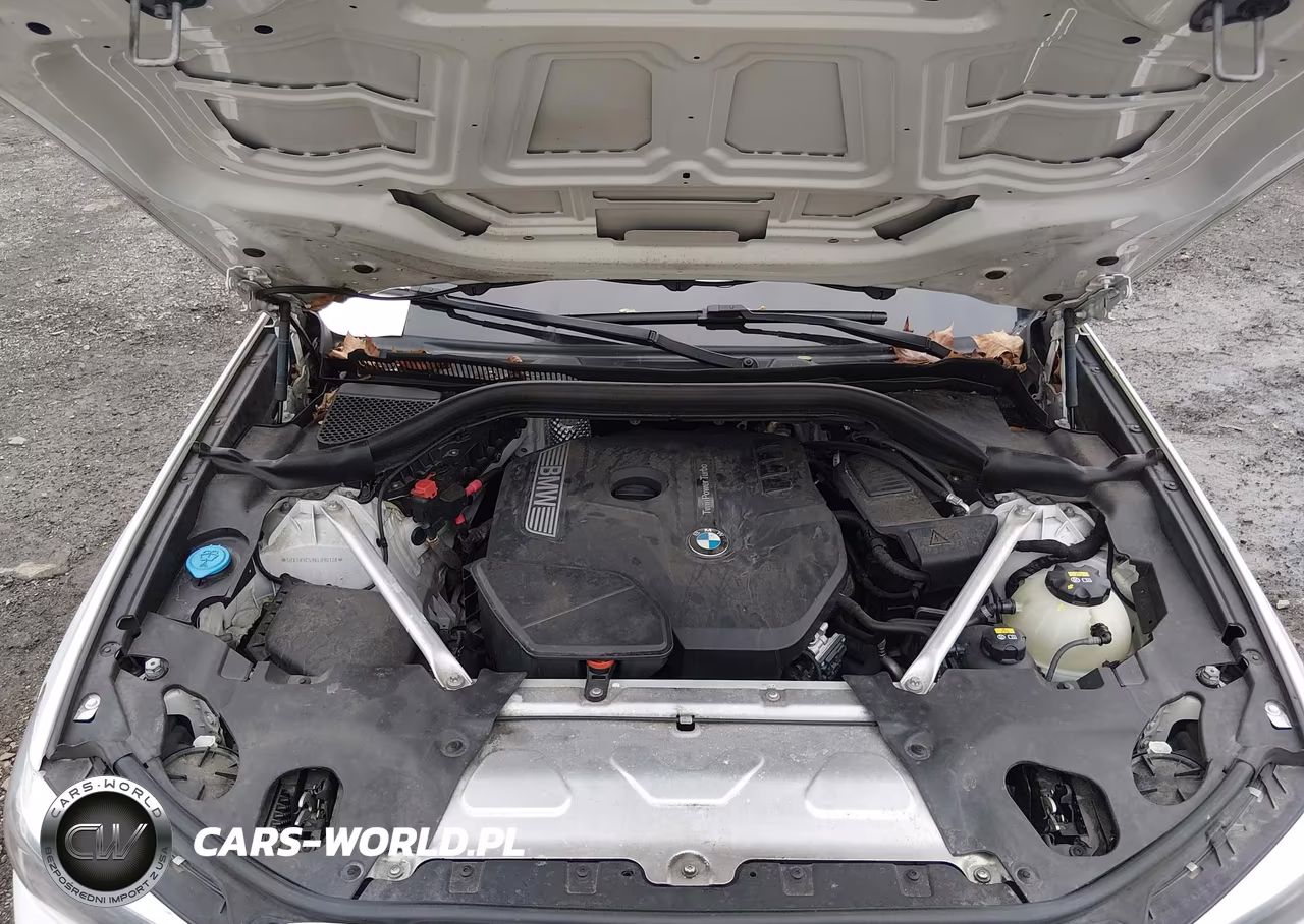 2019 BMW X3 xDrive30I VIN:5UXTR9C59KLD96138 - 10