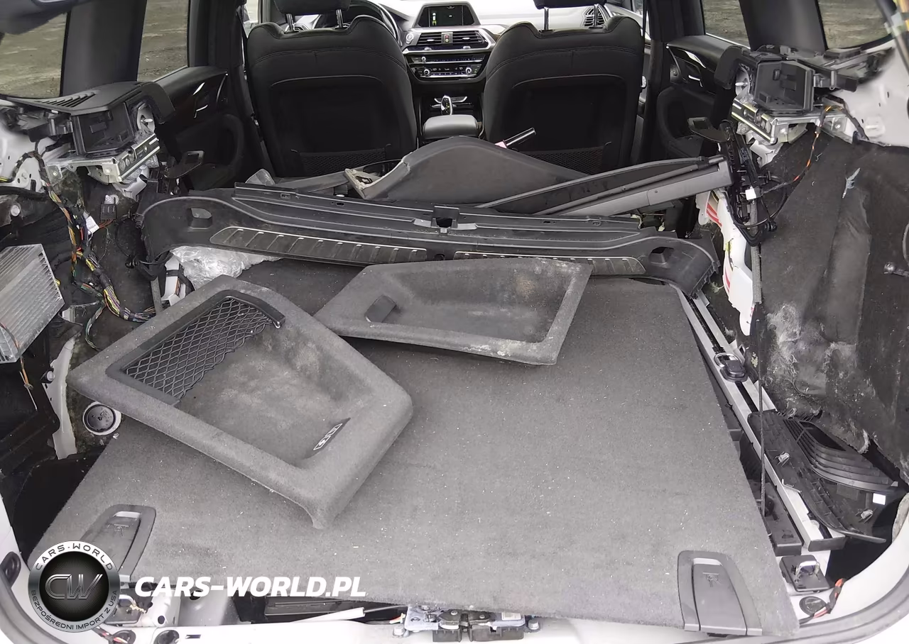 2019 BMW X3 xDrive30I VIN:5UXTR9C59KLD96138 - 12