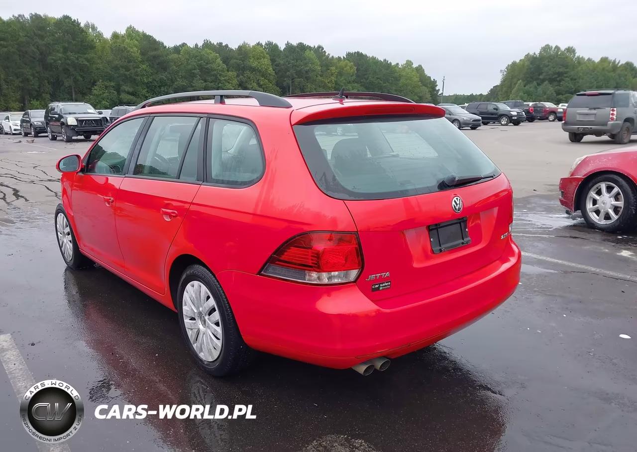 2013 Volkswagen Jetta Sportwagen S VIN:3VWPP7AJ1DM642298 - 3