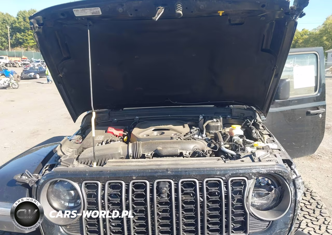 2025 Jeep Wrangler 4-Door Recon 4X4 VIN:1C4RJXFN4SW562368 - 10