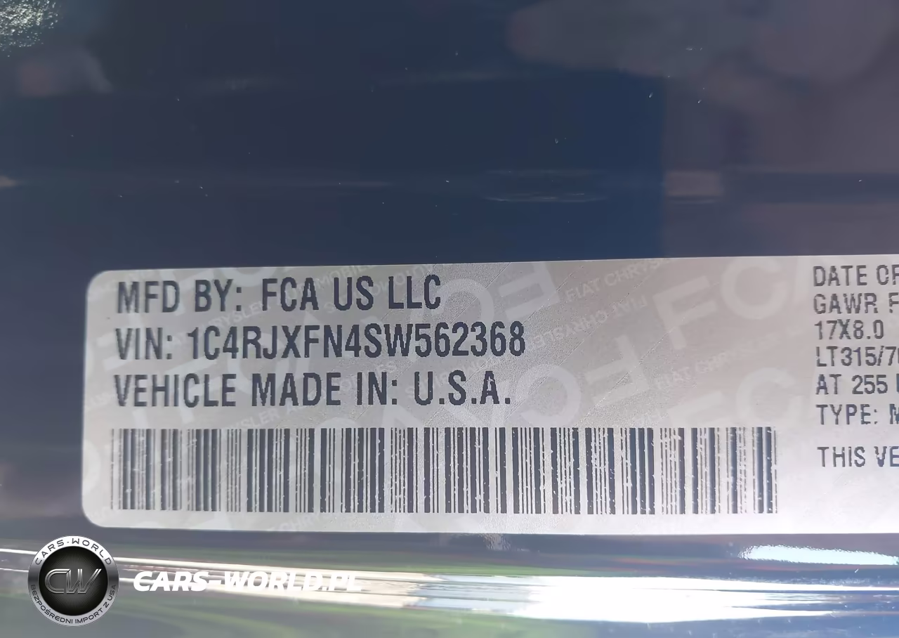 2025 Jeep Wrangler 4-Door Recon 4X4 VIN:1C4RJXFN4SW562368 - 9