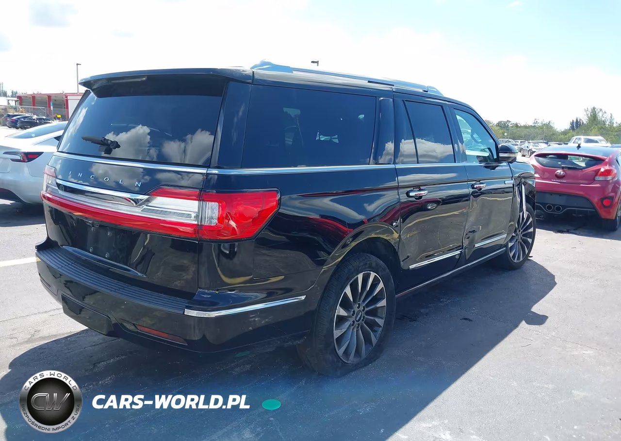2018 Lincoln Navigator L Select VIN:5LMJJ3HT4JEL01823 - 4