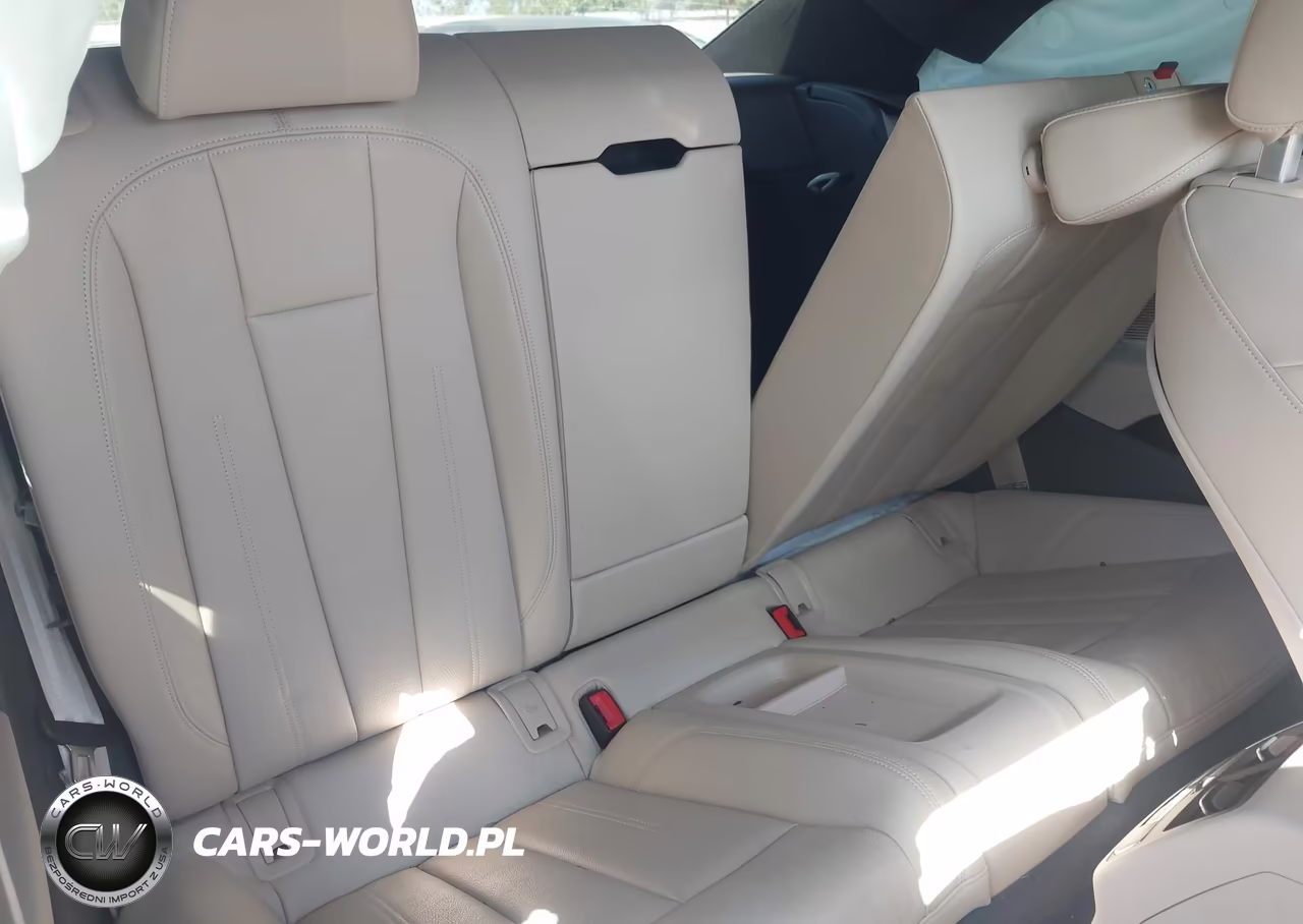 2018 Audi A5 2.0T Premium VIN:WAURNAF58JA001620 - 8
