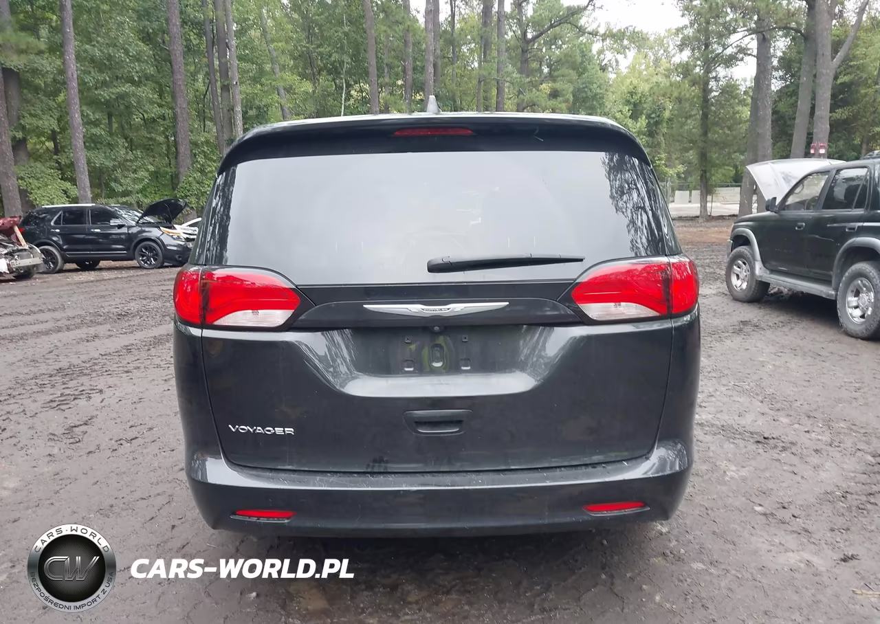 2022 Chrysler Voyager Lx VIN:2C4RC1CG5NR102825 - 16
