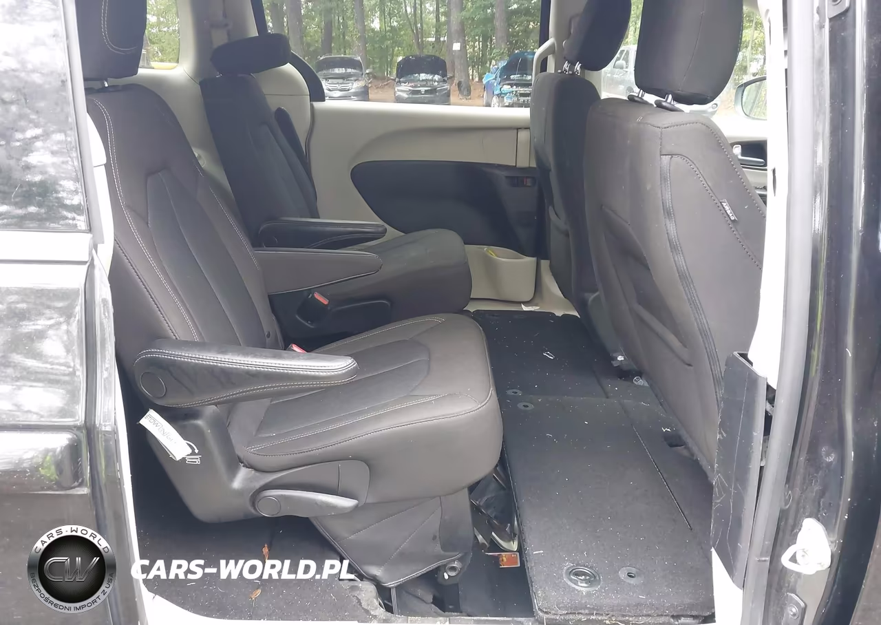 2022 Chrysler Voyager Lx VIN:2C4RC1CG5NR102825 - 8