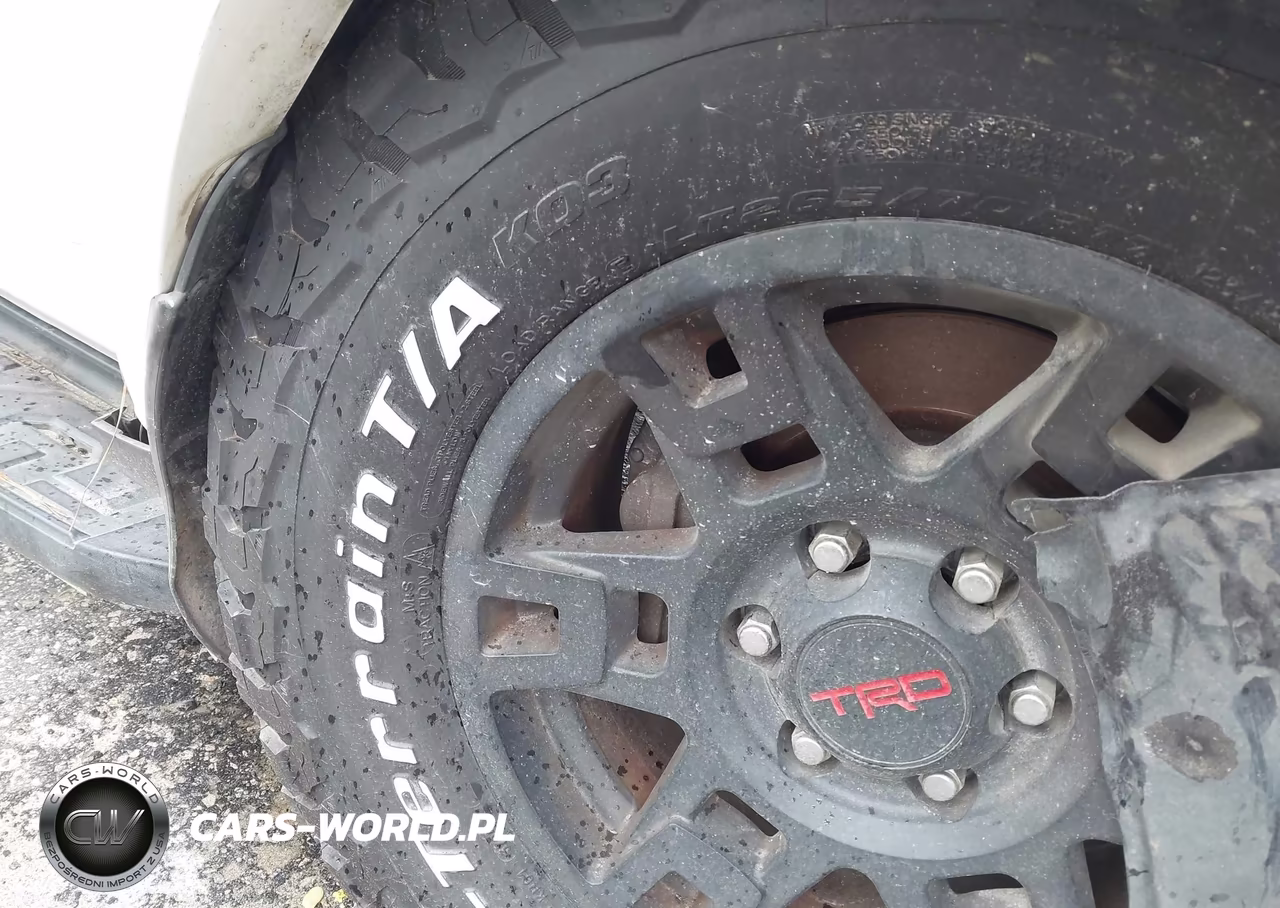 2018 Toyota 4Runner Sr5 VIN:JTEZU5JR3J5177650 - 18