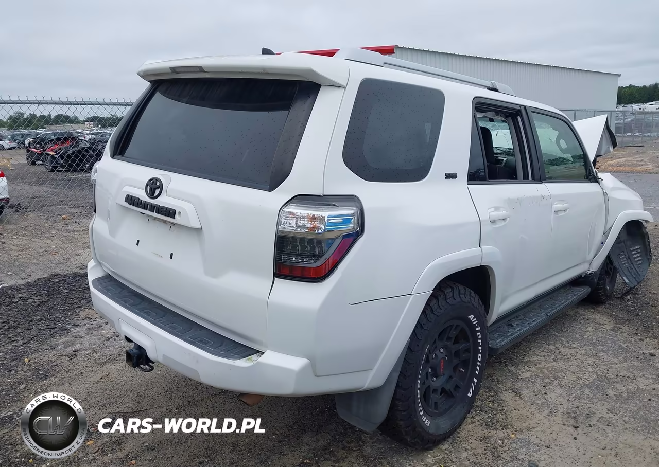 2018 Toyota 4Runner Sr5 VIN:JTEZU5JR3J5177650 - 4