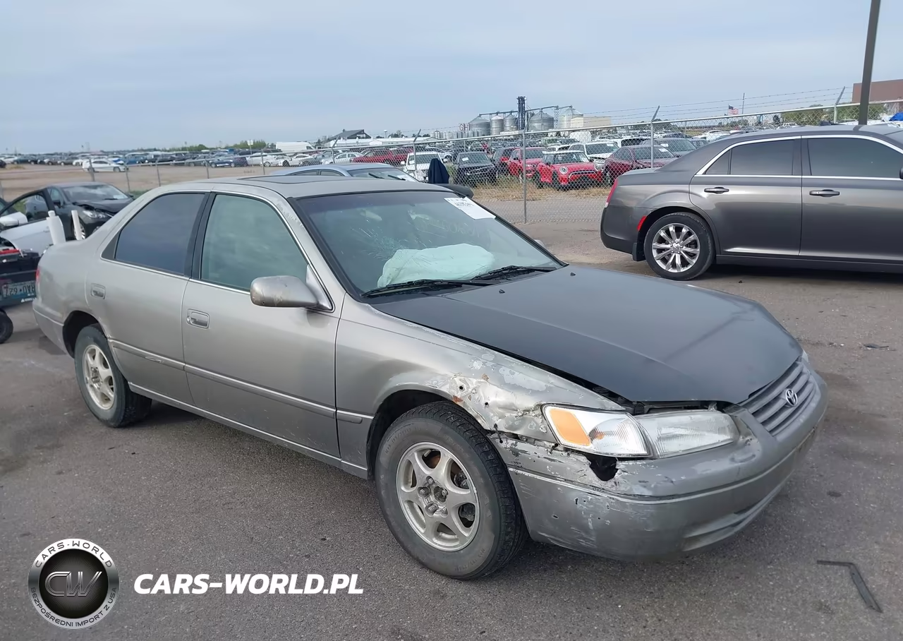 1998 Toyota Camry Xle VIN:JT2BG28K9W0140796 - 1