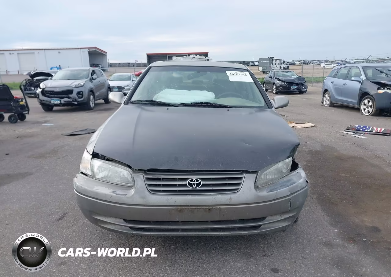 1998 Toyota Camry Xle VIN:JT2BG28K9W0140796 - 13