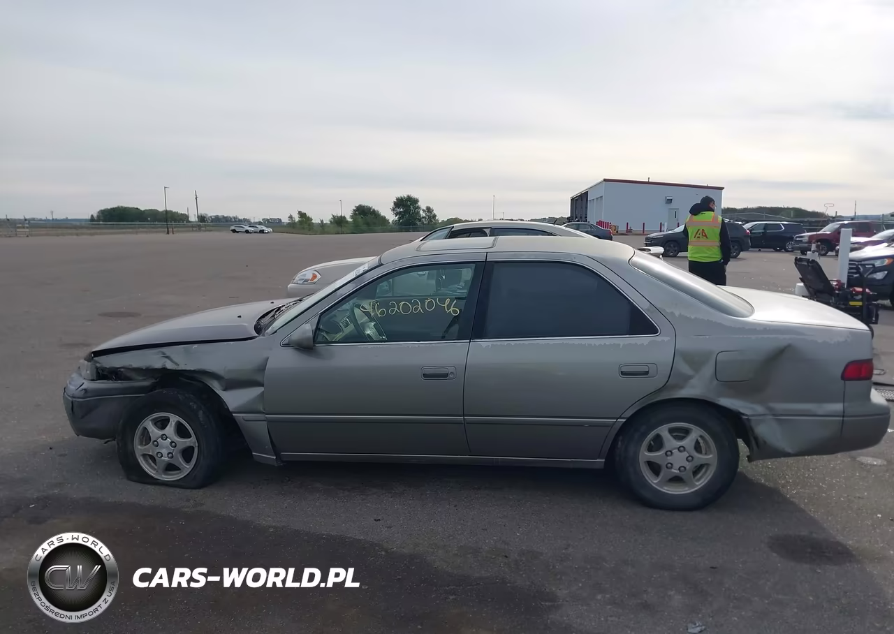 1998 Toyota Camry Xle VIN:JT2BG28K9W0140796 - 15