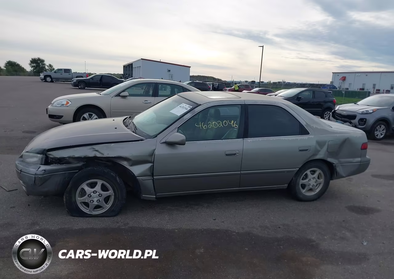 1998 Toyota Camry Xle VIN:JT2BG28K9W0140796 - 6