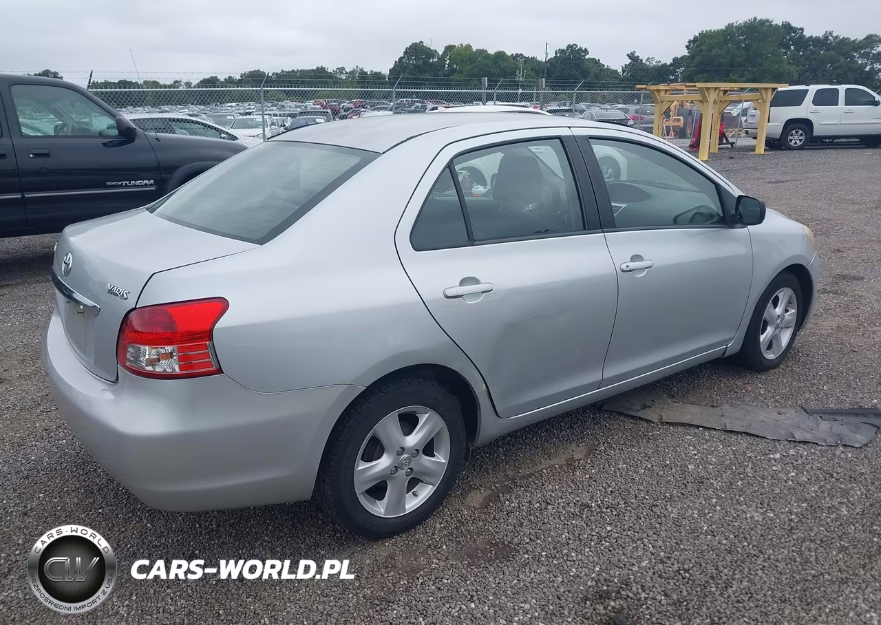 2008 Toyota Yaris VIN:JTDBT903381211035 - 4