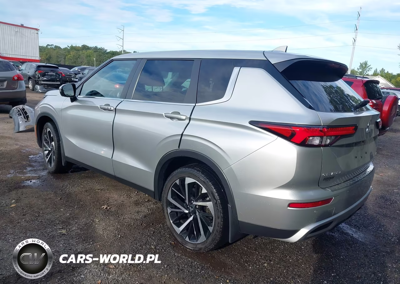 2022 Mitsubishi Outlander Black Edition S-Awc-Se 2.5 S-Awc-Se Launch Edition S-Awc VIN:JA4J4UA80NZ081616 - 3