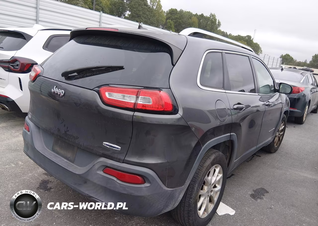 2014 Jeep Cherokee Latitude VIN:1C4PJLCB5EW154606 - 4