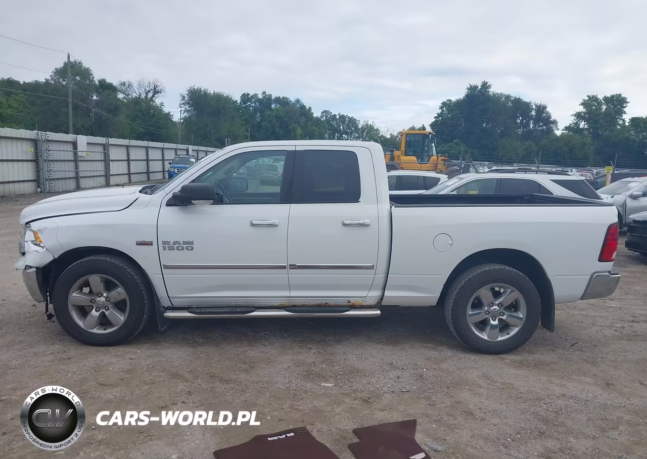 2015 Ram 1500 Big Horn VIN:1C6RR7GT1FS663281 - 14