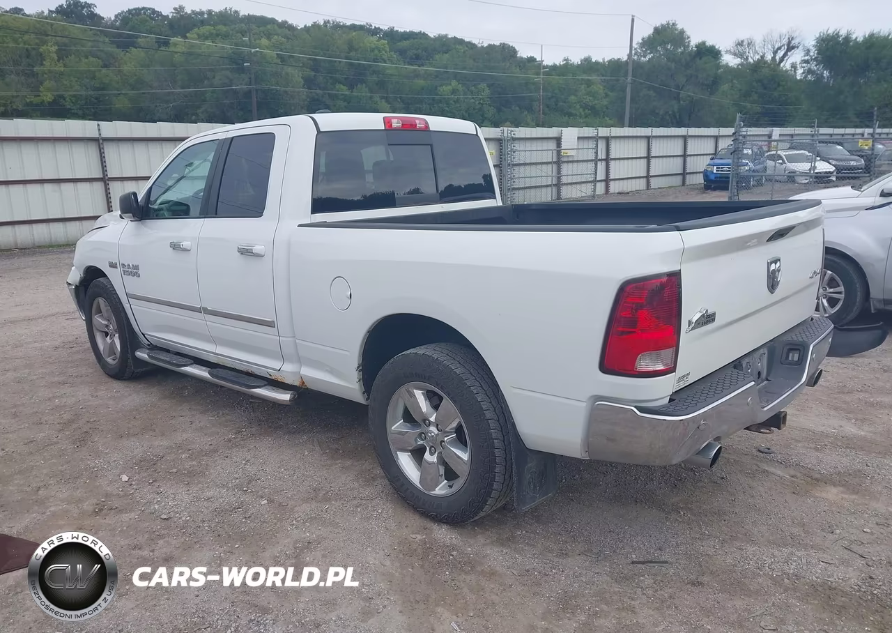 2015 Ram 1500 Big Horn VIN:1C6RR7GT1FS663281 - 3