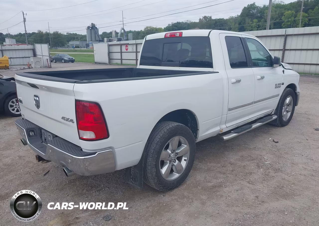 2015 Ram 1500 Big Horn VIN:1C6RR7GT1FS663281 - 4
