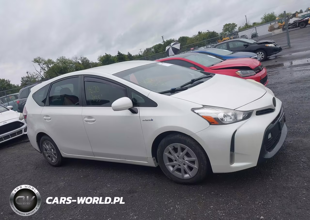 2015 Toyota Prius V Three VIN:JTDZN3EU0FJ026171 - 13