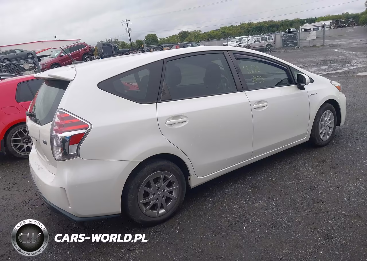 2015 Toyota Prius V Three VIN:JTDZN3EU0FJ026171 - 4
