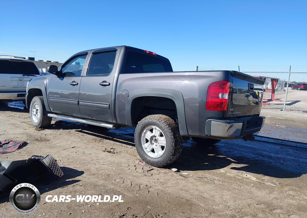 2011 Chevrolet Silverado 1500 Lt VIN:3GCPKSE39BG134947 - 3