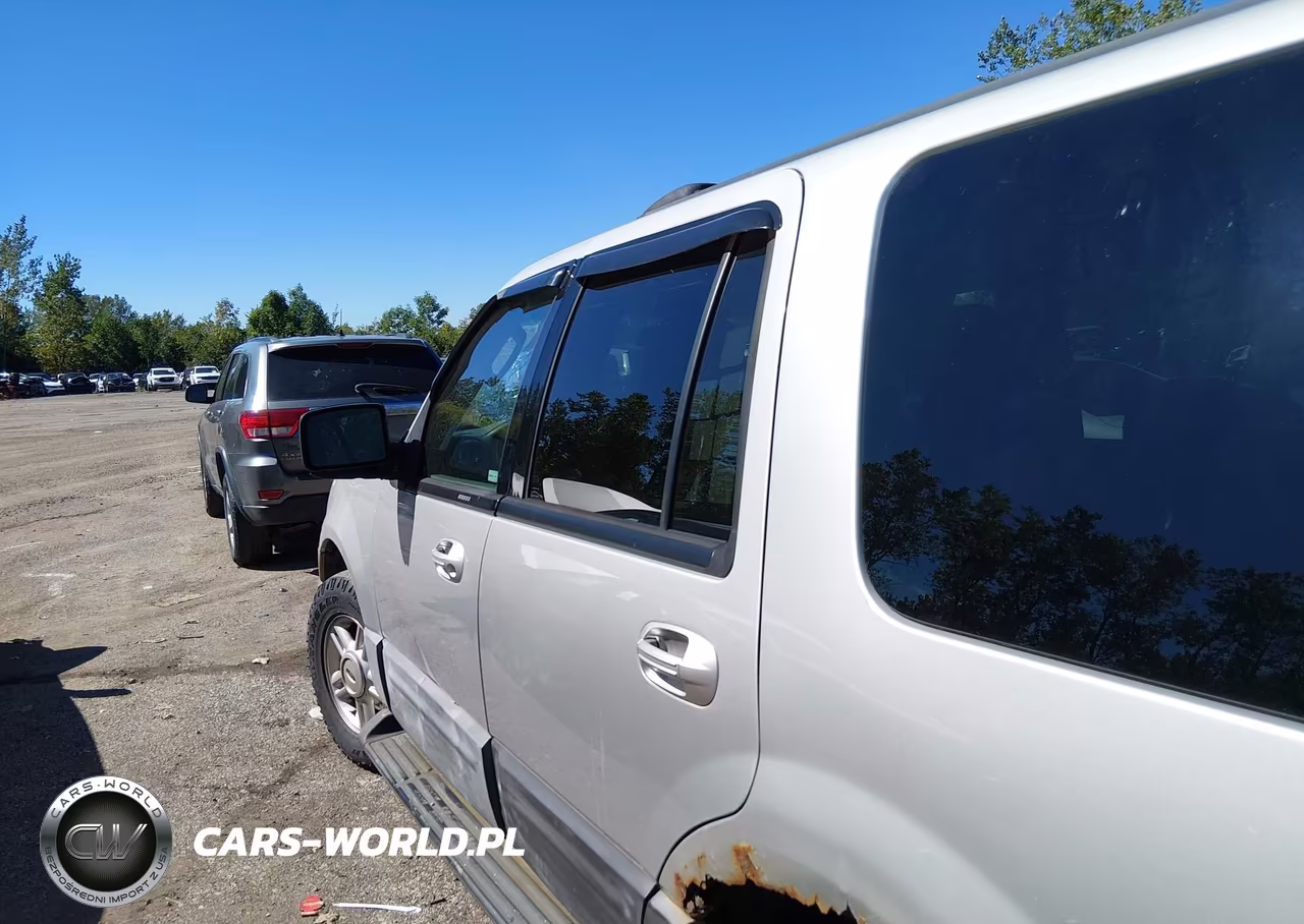 2004 Ford Expedition Nbx-Xlt VIN:1FMPU16L84LA93988 - 14