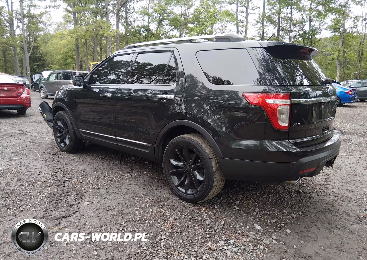 2011 Ford Explorer Xlt VIN:1FMHK8D85BGA44545 - 3