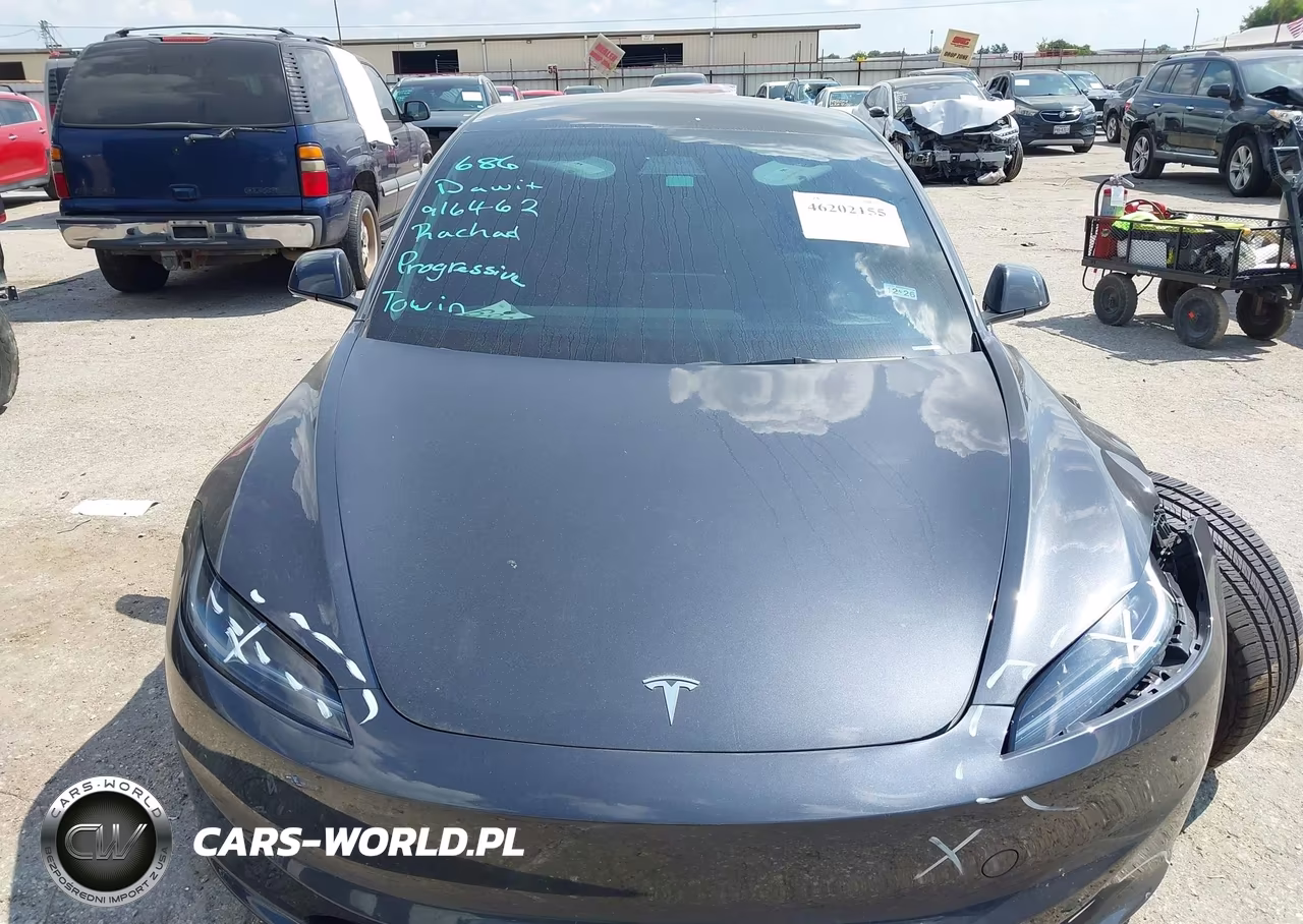 2025 Tesla Model 3 Long Range Rear-Wheel Drive-Standard Rear-Wheel Drive VIN:5YJ3E1EA0SF916462 - 11