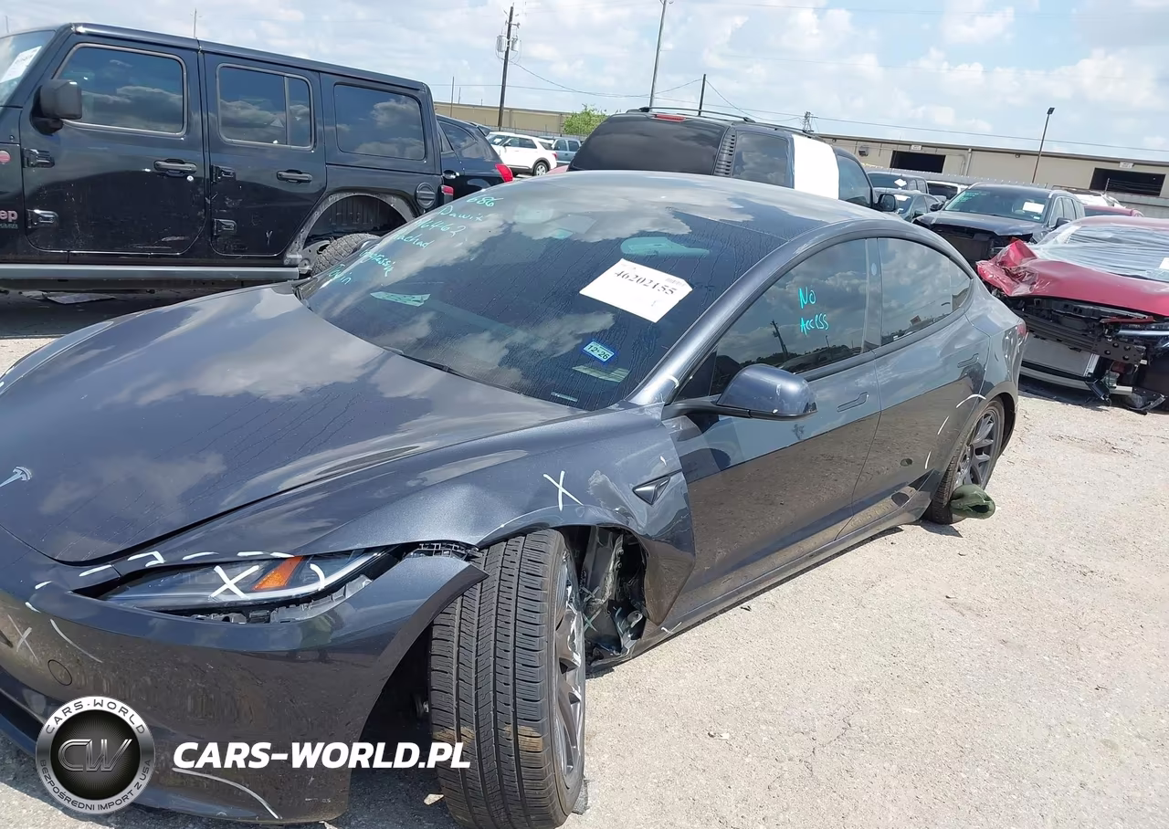 2025 Tesla Model 3 Long Range Rear-Wheel Drive-Standard Rear-Wheel Drive VIN:5YJ3E1EA0SF916462 - 2