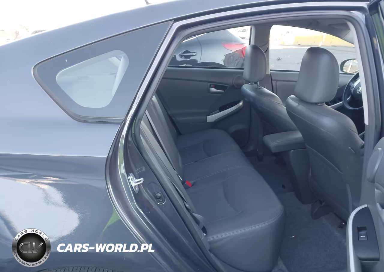 2011 Toyota Prius Four VIN:JTDKN3DUXB5304953 - 8