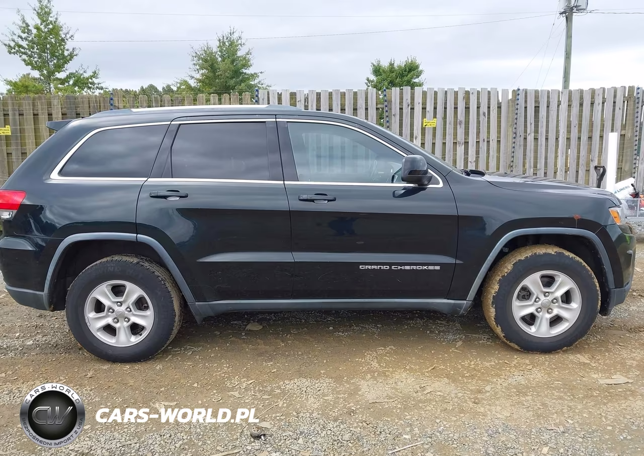 2014 Jeep Grand Cherokee Laredo VIN:1C4RJFAG4EC179068 - 13