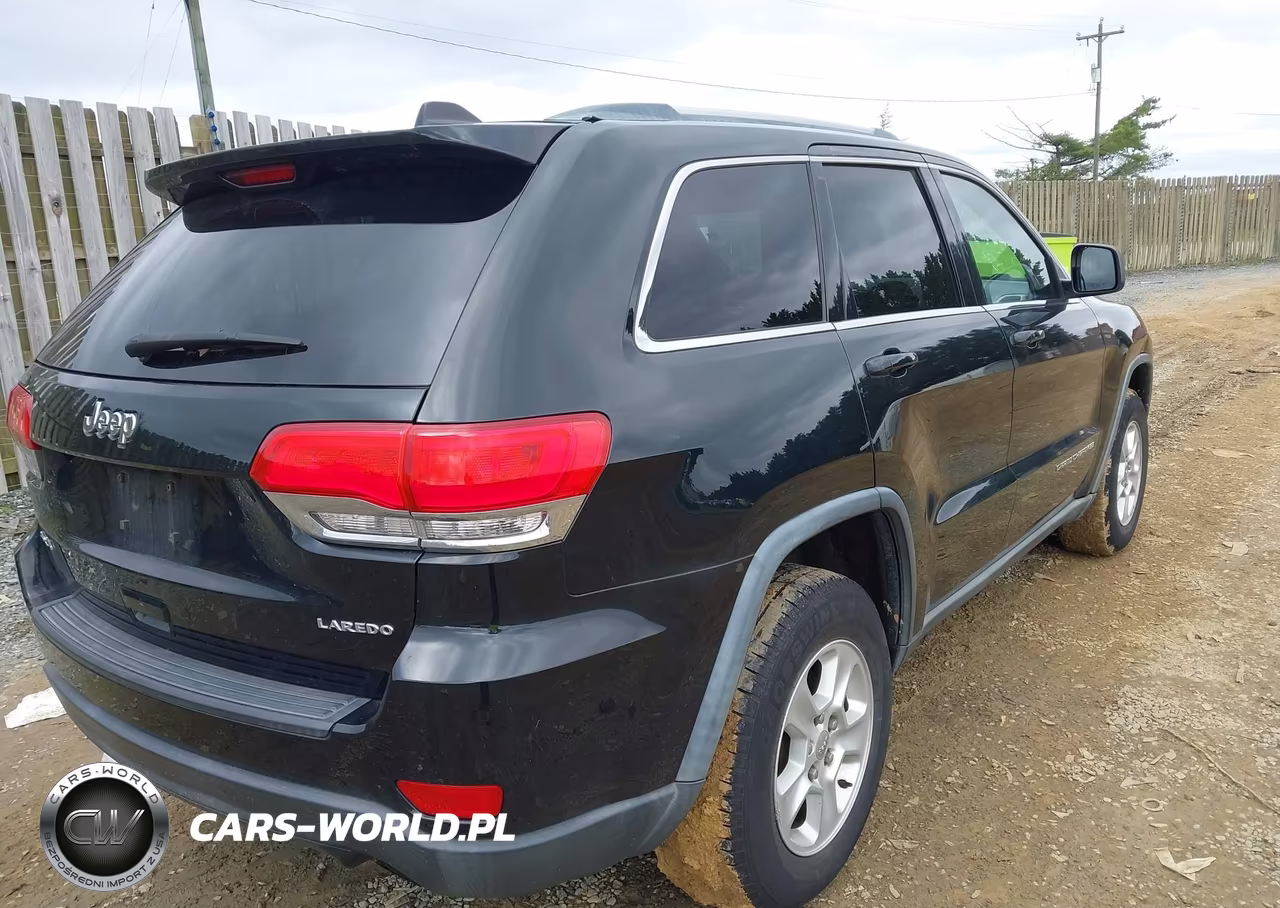 2014 Jeep Grand Cherokee Laredo VIN:1C4RJFAG4EC179068 - 4