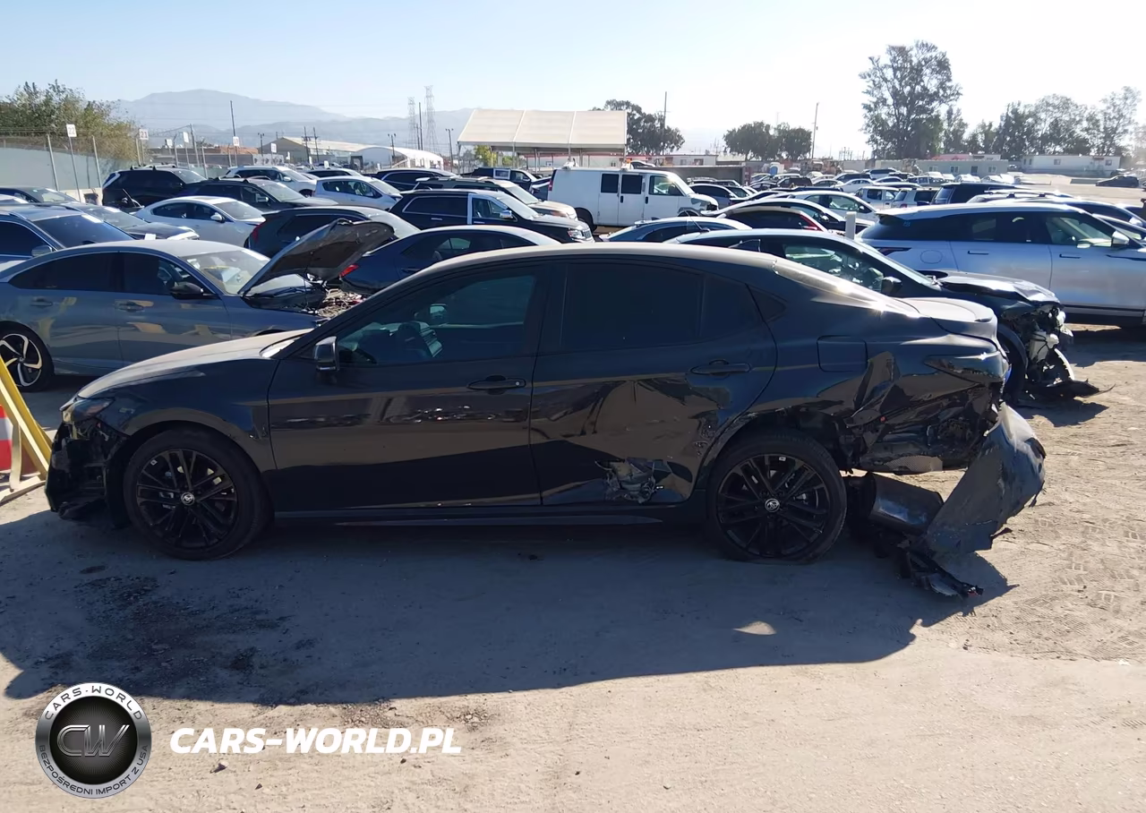 2026 Toyota Camry Se VIN:4T1DAACK3TU695147 - 15