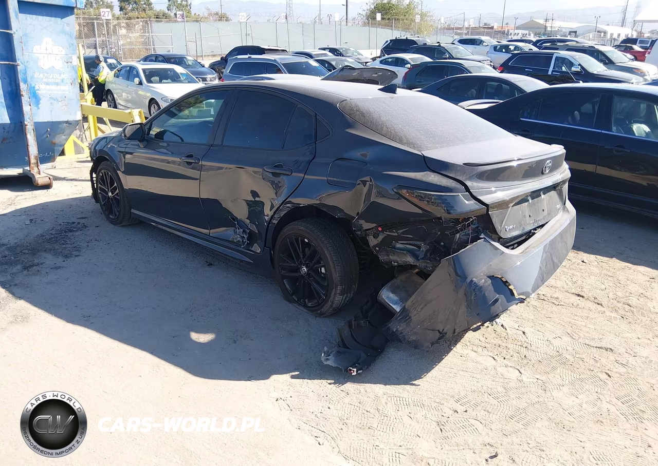 2026 Toyota Camry Se VIN:4T1DAACK3TU695147 - 3