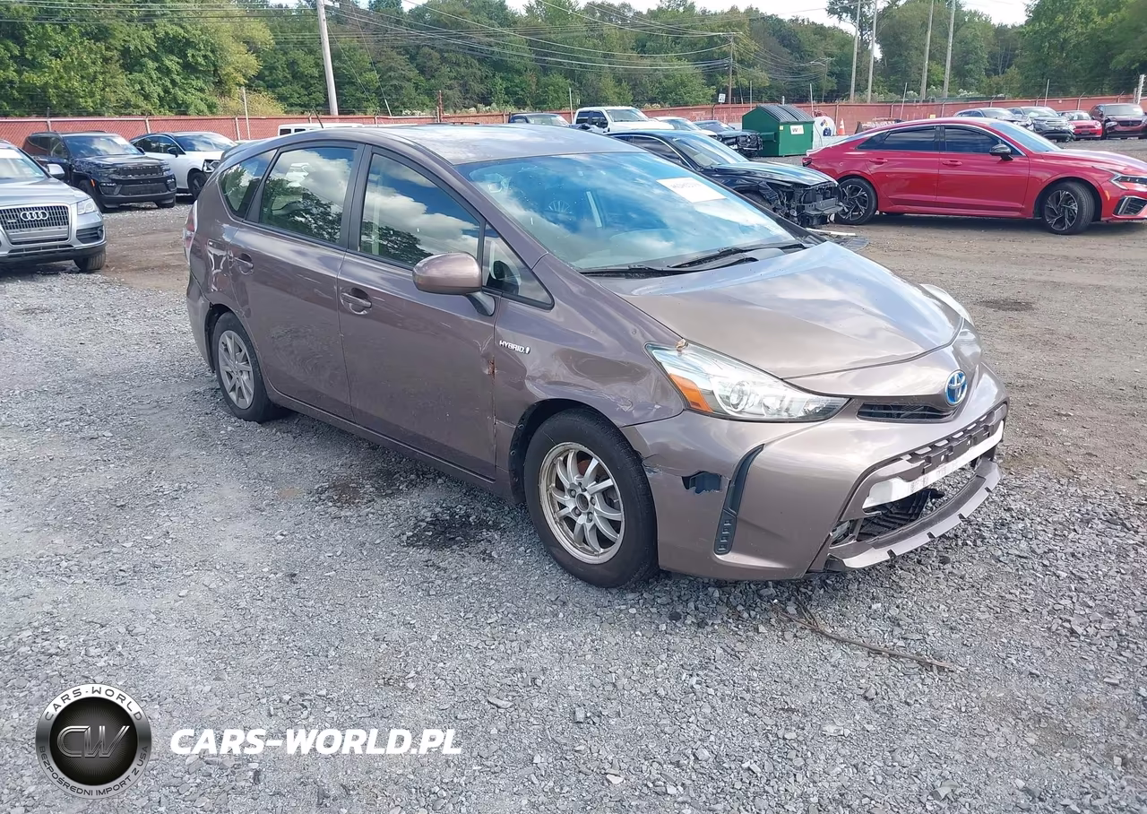 2015 Toyota Prius V Three