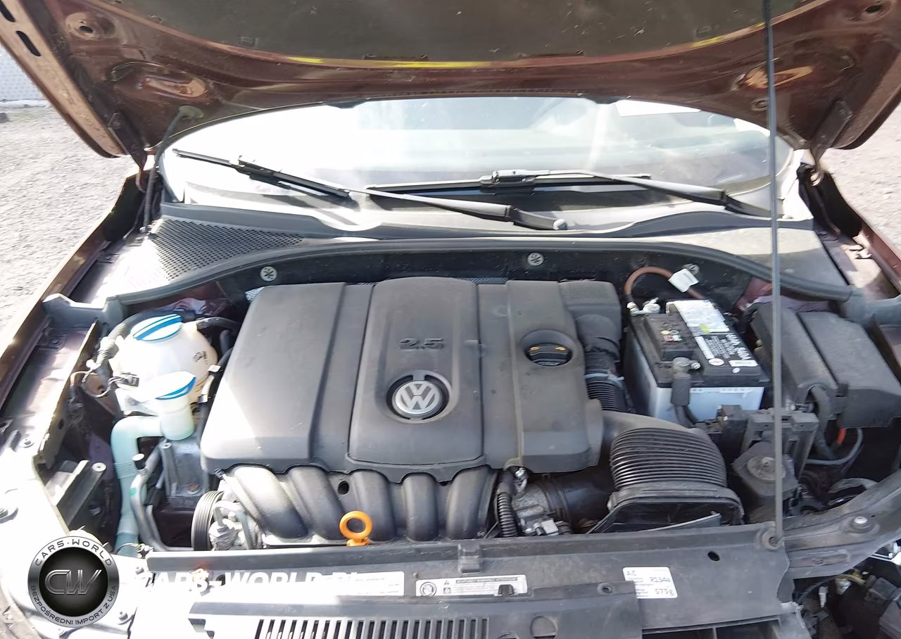 2012 Volkswagen Passat 2.5L S VIN:1VWAP7A3XCC042998 - 10